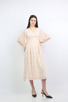 ميكا فستان ميدي منقوش فتحة رقبة سبعة كم فراشة قصير