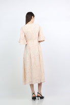 ميكا فستان ميدي منقوش فتحة رقبة سبعة كم فراشة قصير