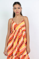 ميكا فستان طويل بحمالات مطبوع بكشكشة