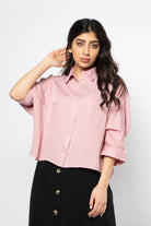 ميكا بلوزة سادة أوفر سايز بأزرار أمامية 3/4 كم نسائي