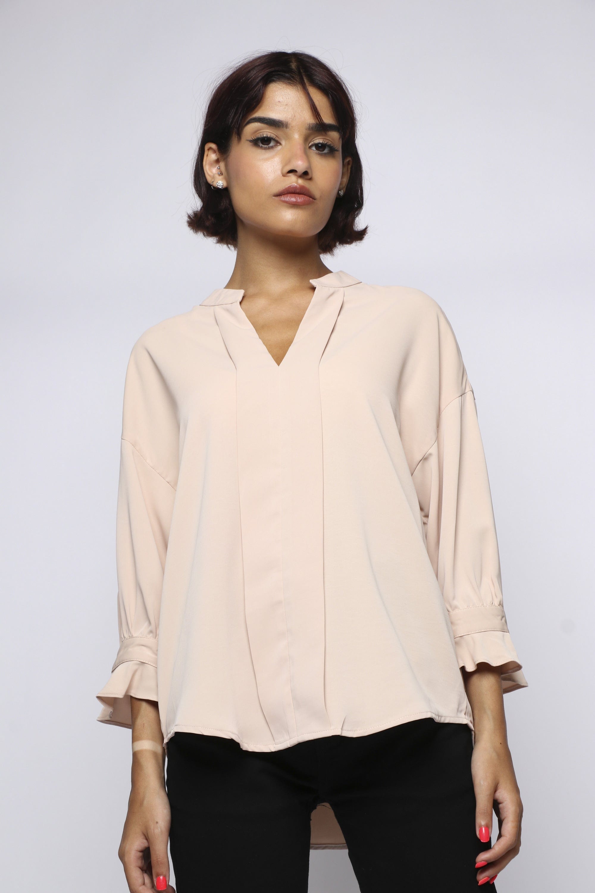 ميكا بلوزة سادة رسمية طويلة من الخلف بياقة 3/4 كم نسائي