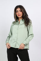 ميكا قميص ناعم سادة كم طويل نسائي