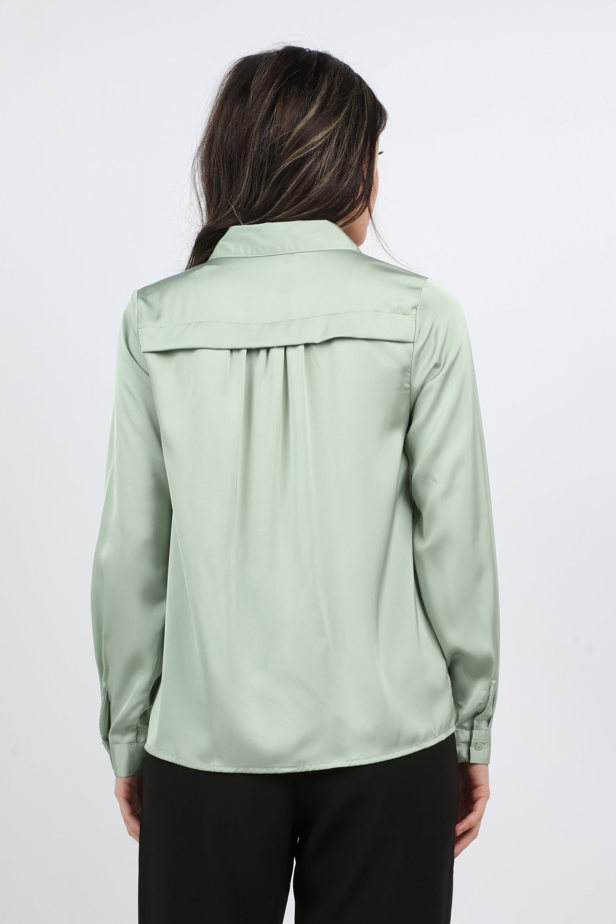 ميكا قميص ناعم سادة كم طويل نسائي