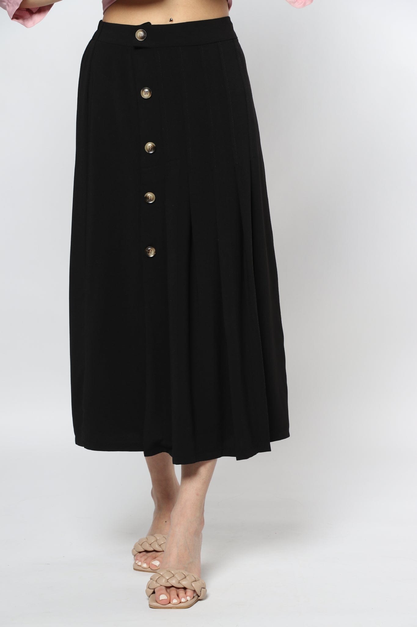 ميكا تنورة ميدي بكسرات مزين بأزرار أمامية