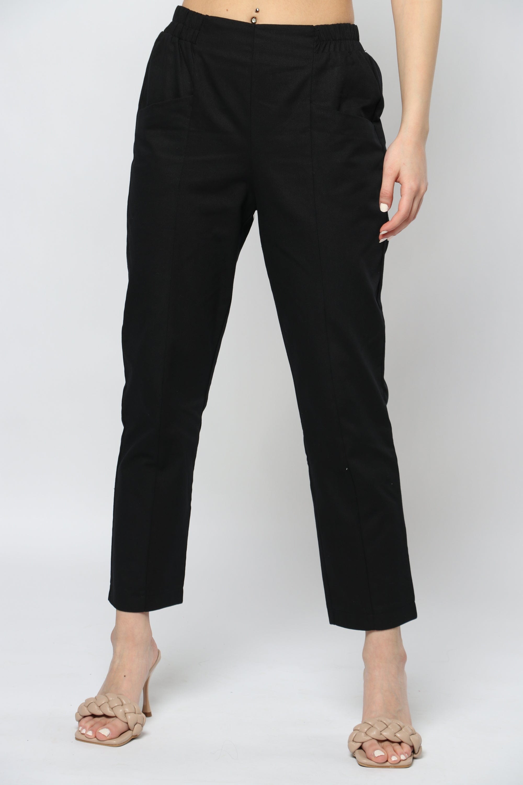 ميكا بنطلون كلاسيك سادة بجيوب جانبية نسائي