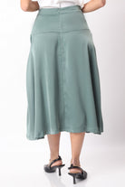 ميكا تنورة ميدي هاي ويست واسعة