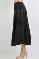 ميكا تنورة ميدي كلوش واسعة