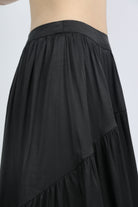 ميكا تنورة ميدي كلوش واسعة