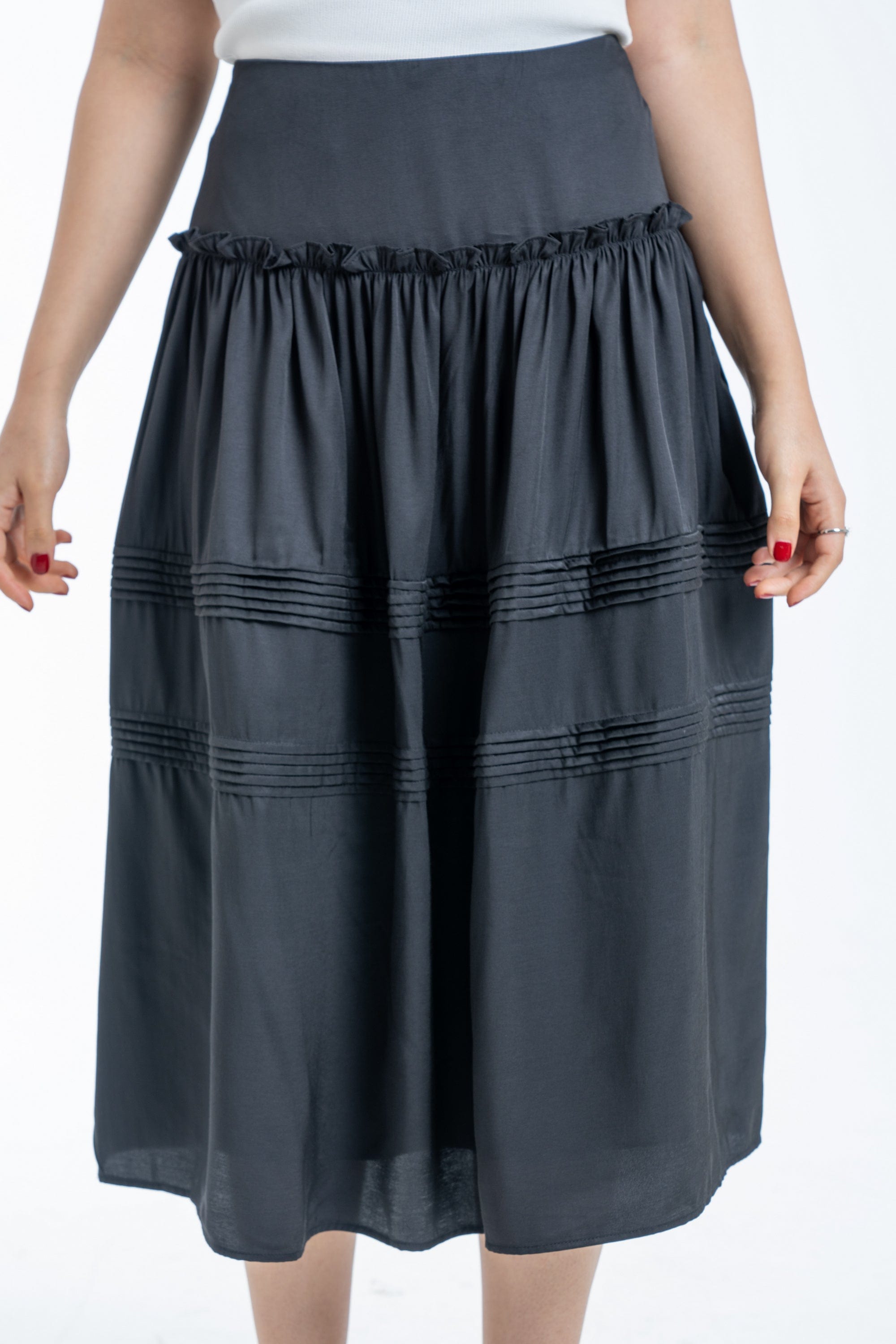 ميكا تنورة ميدي بكسرات عريضة نسائي