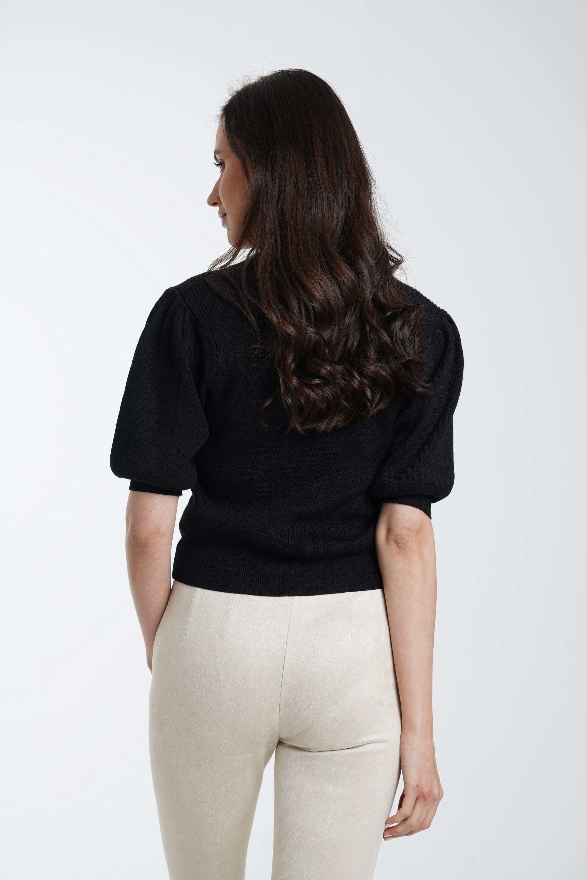 ميكا توب قصير مضلع بأزرار أمامية نص كم نسائي