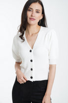 ميكا توب قصير مضلع بأزرار أمامية نص كم نسائي