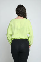 ميكا بلوزة سادة بأزرار أمامية كم طويل منفوخ نسائي