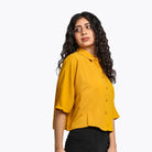 ميكا بلوزة قصيرة نسائية بياقة قصيرة