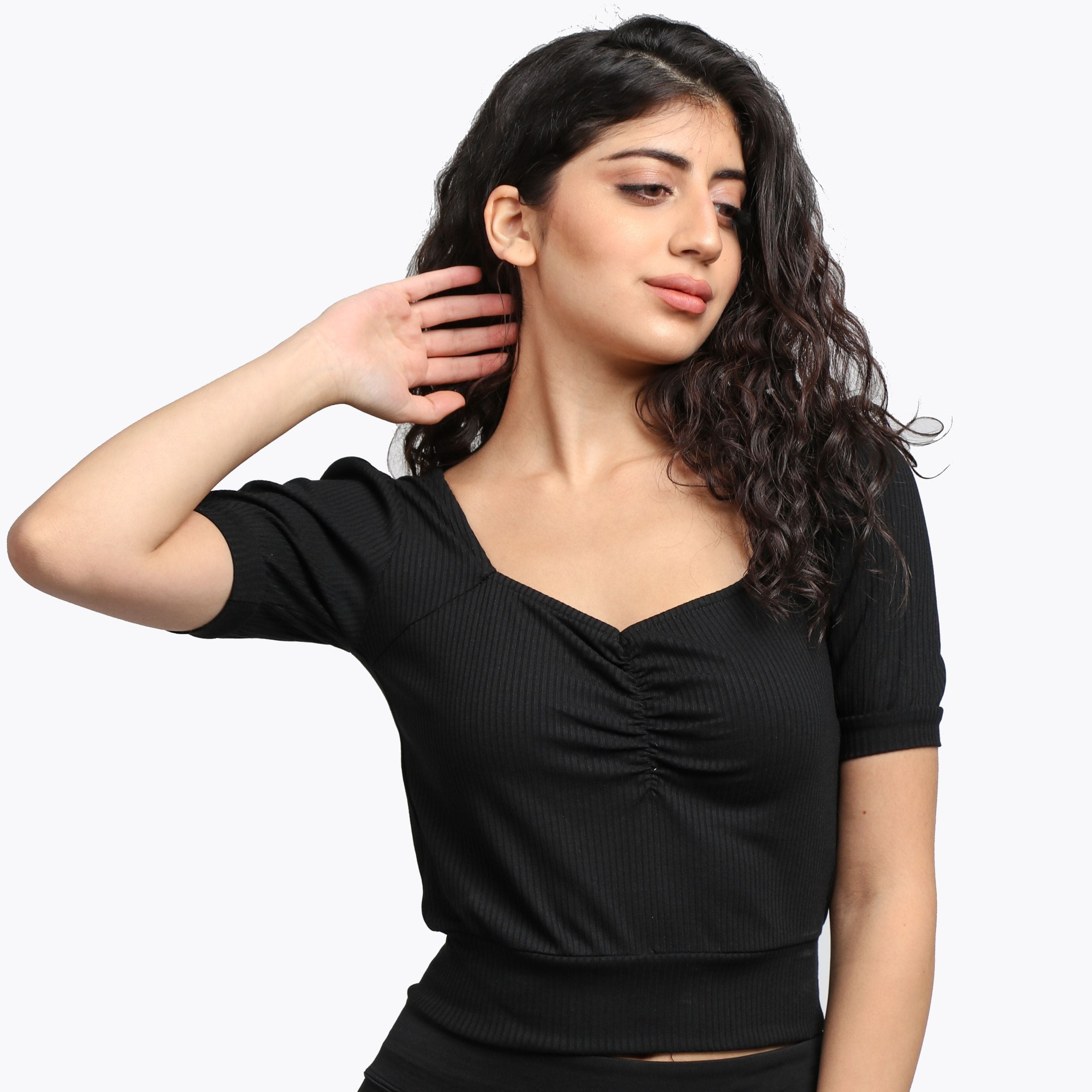 ميكا بلوزة سادة مضلعة بأكمام قصيرة نسائية