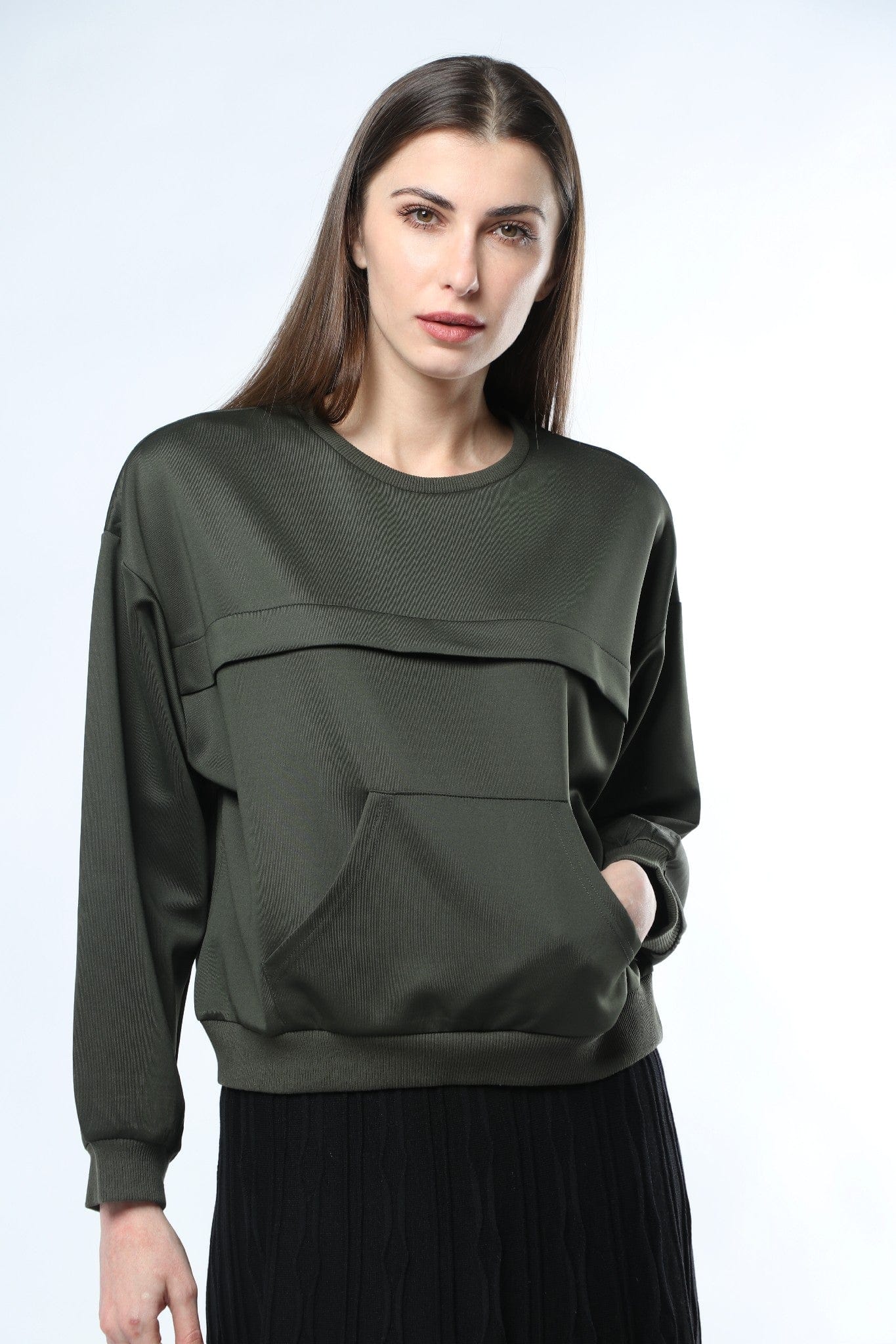 ميكا بلوزة نسائية بجيوب أمامية