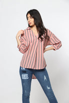 ميكا بلوزة بكسرة أمامية مخطط بالطول بأكمام 3/4