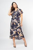 ميكا فستان ميدي طبعة زهور بكم قصير