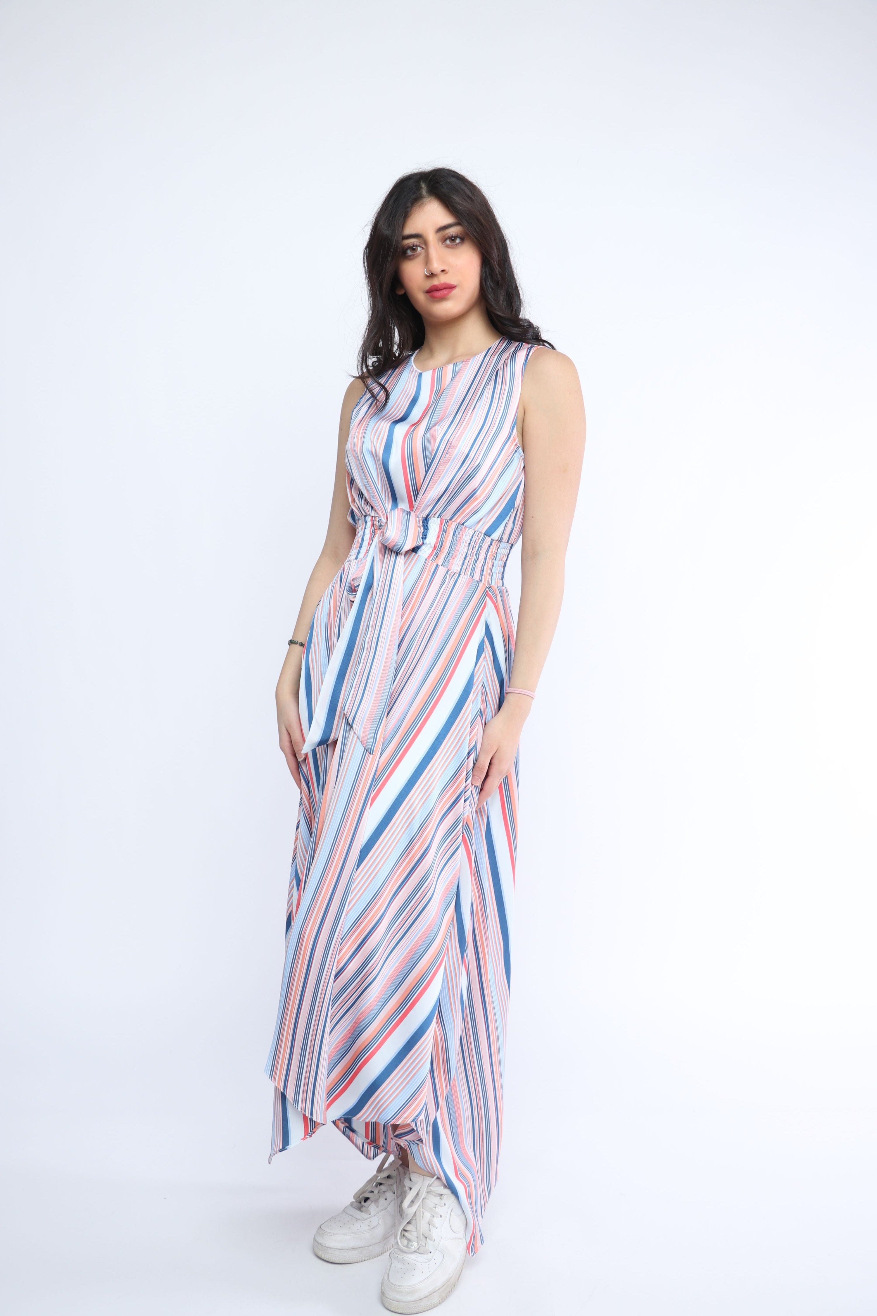 ميكا فستان ميدي بدون أكمام مقلم مزموم من الخصر ازرق/زهري