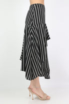 ميكا تنورة ميدي مخططة طبقات طويلة من الجانبين