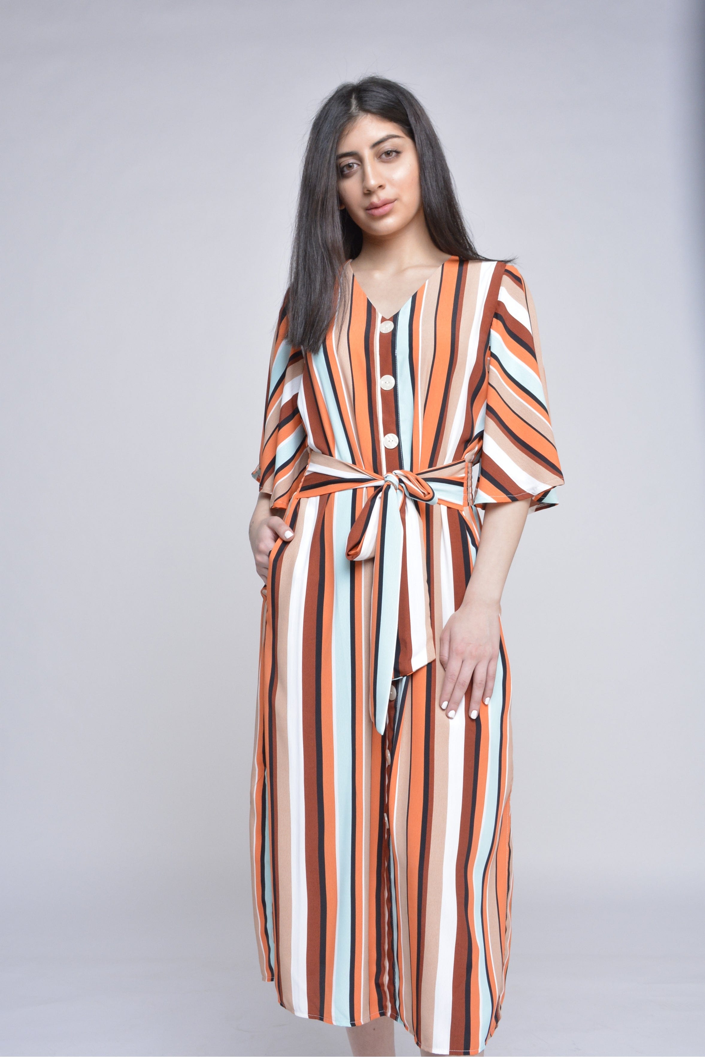 ميكا فستان ميدي مخطط بالطول بحزام على الخصر نص كم مفتوح