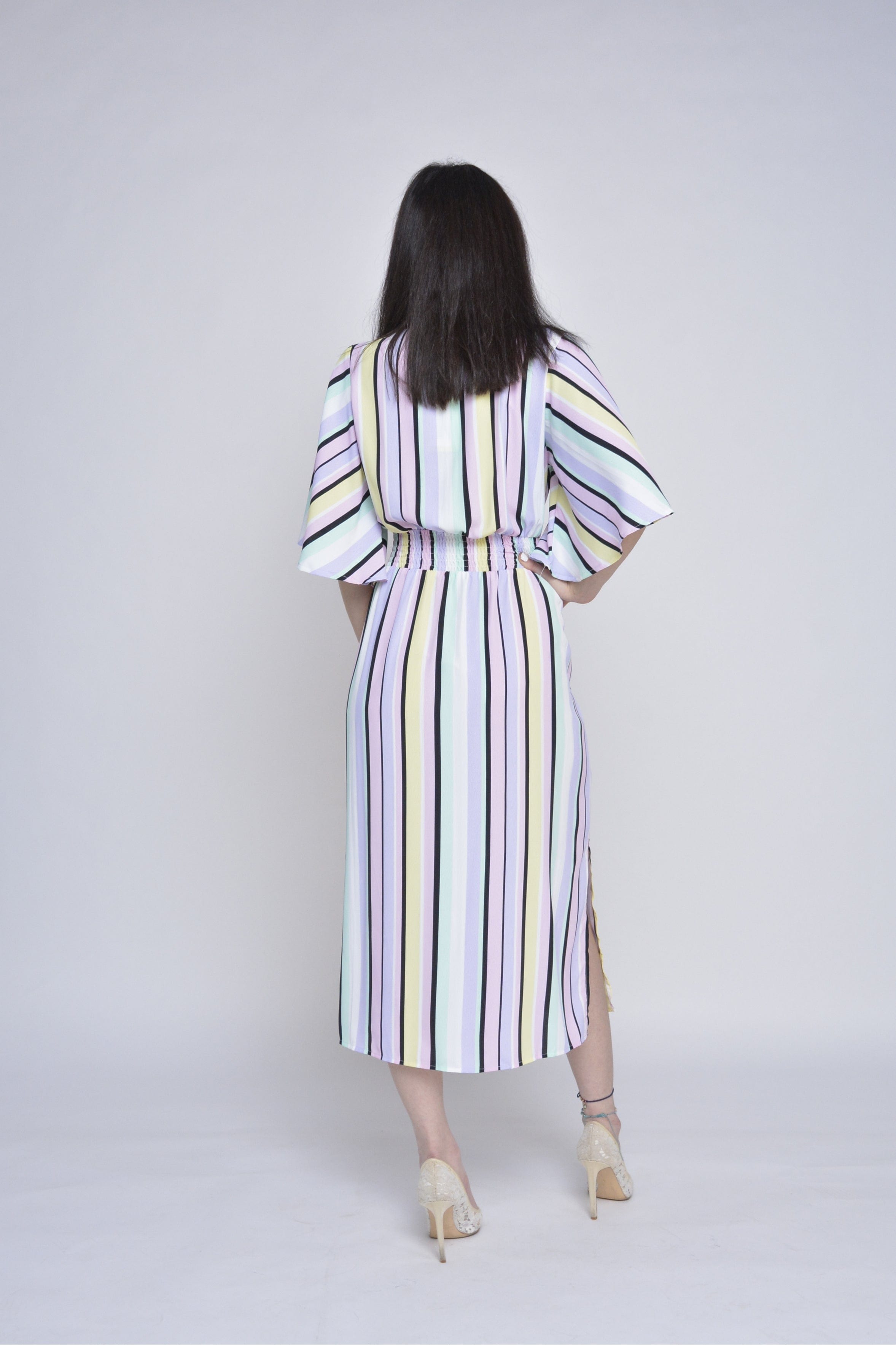 ميكا فستان ميدي مخطط بالطول بحزام على الخصر نص كم مفتوح