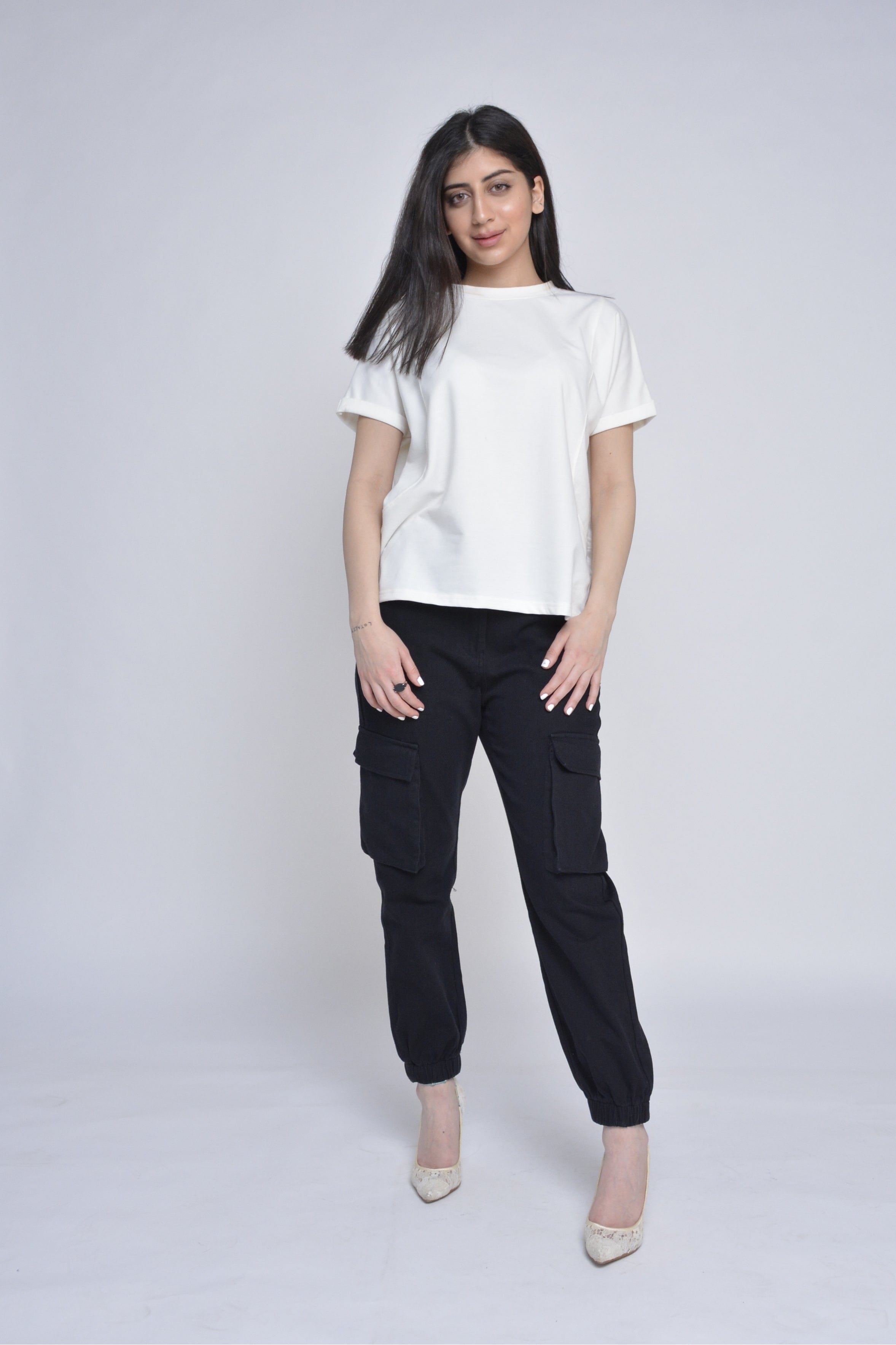 ميكا بنطلون طويل خصر مرتفع بجيوب جانبية سادة