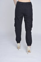 ميكا بنطلون طويل خصر مرتفع بجيوب جانبية سادة