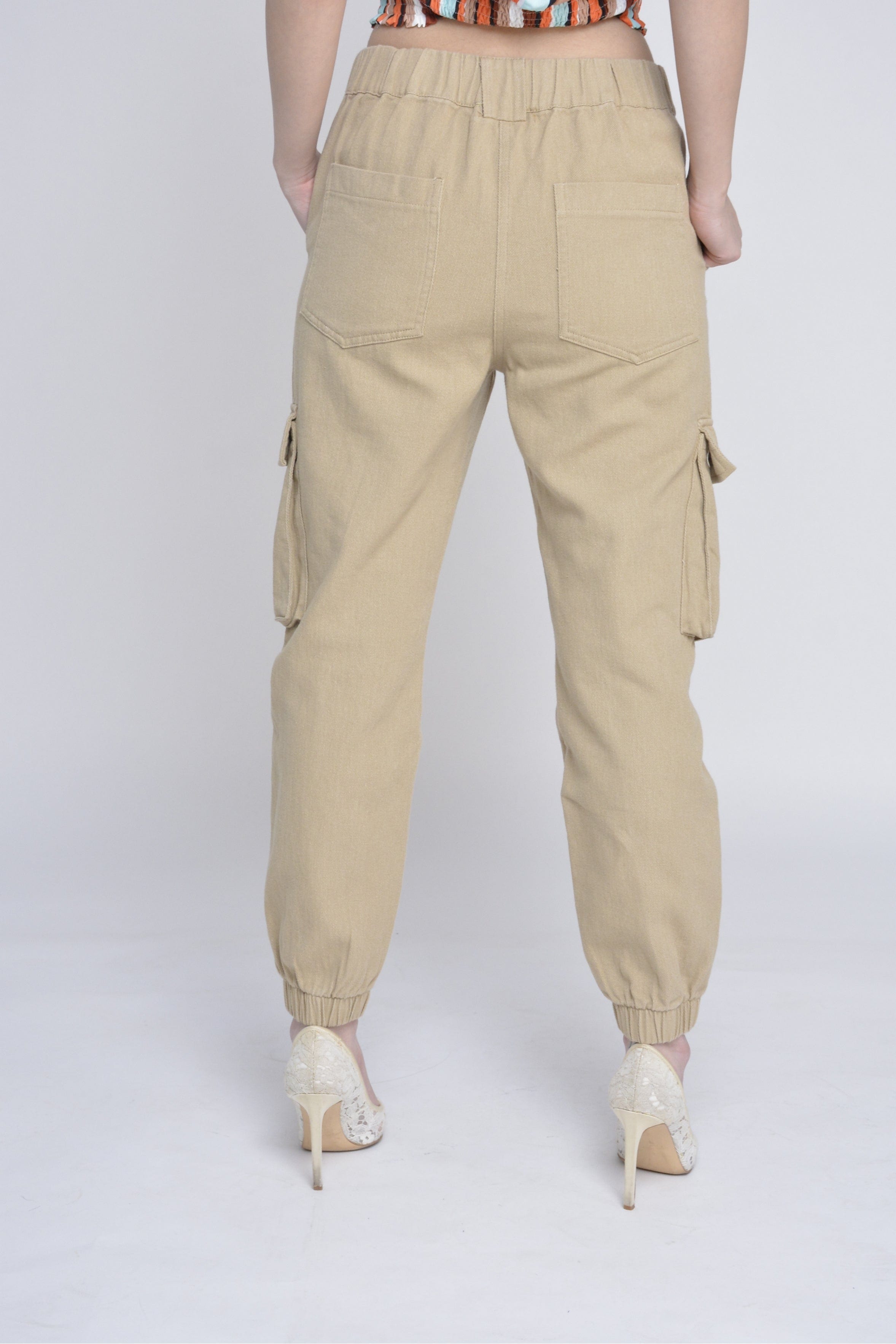 ميكا بنطلون طويل خصر مرتفع بجيوب جانبية سادة