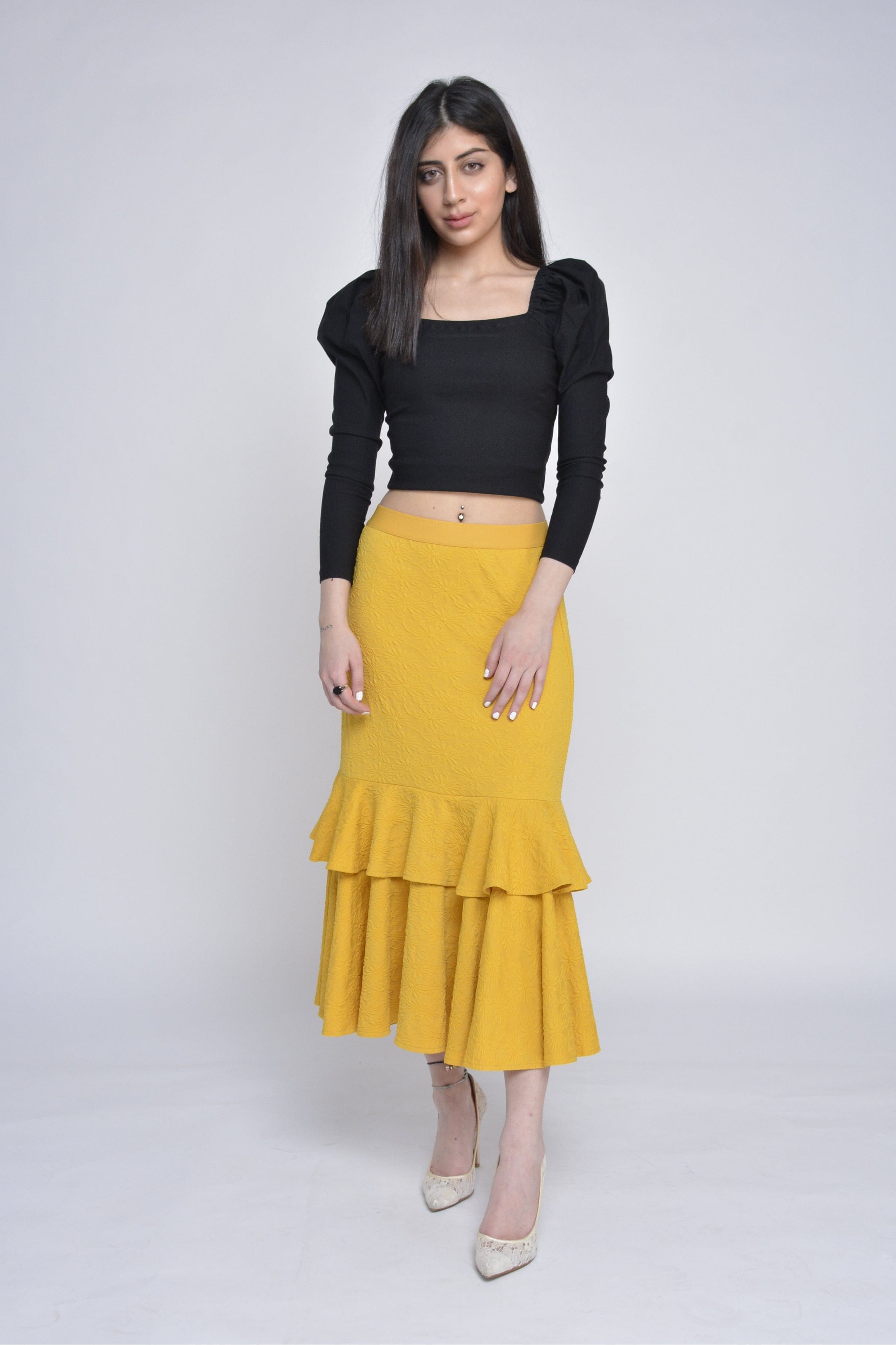 ميكا تنورة ميدي بنمط مشجر بخصر مطاطي