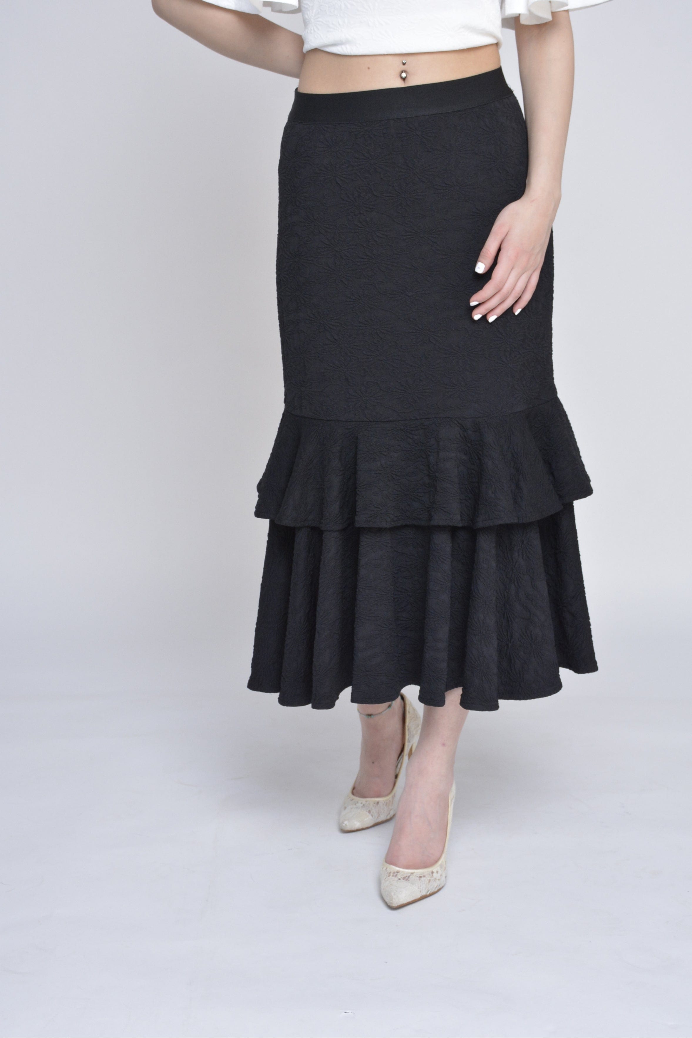 ميكا تنورة ميدي بنمط مشجر بخصر مطاطي