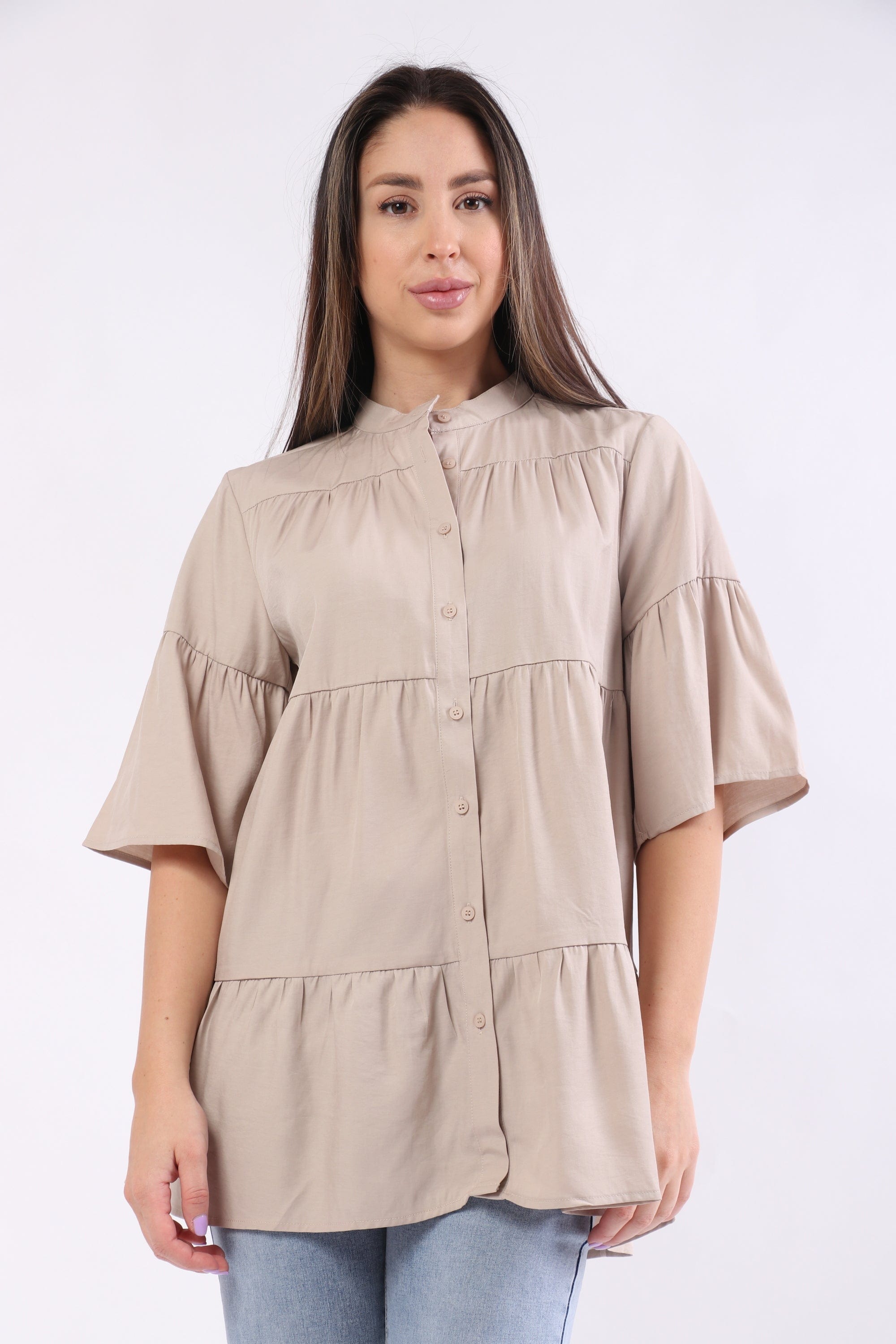 ميكا بلوزة سادة مكشكشة 3/4 كم بأزرار أمامية