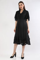 ميكا فستان ميدي بأكمام مفتوحة قصيرة