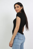 ميكا بلوزة قطنية بأزرار أمامية على الصدر كم قصير نسائي