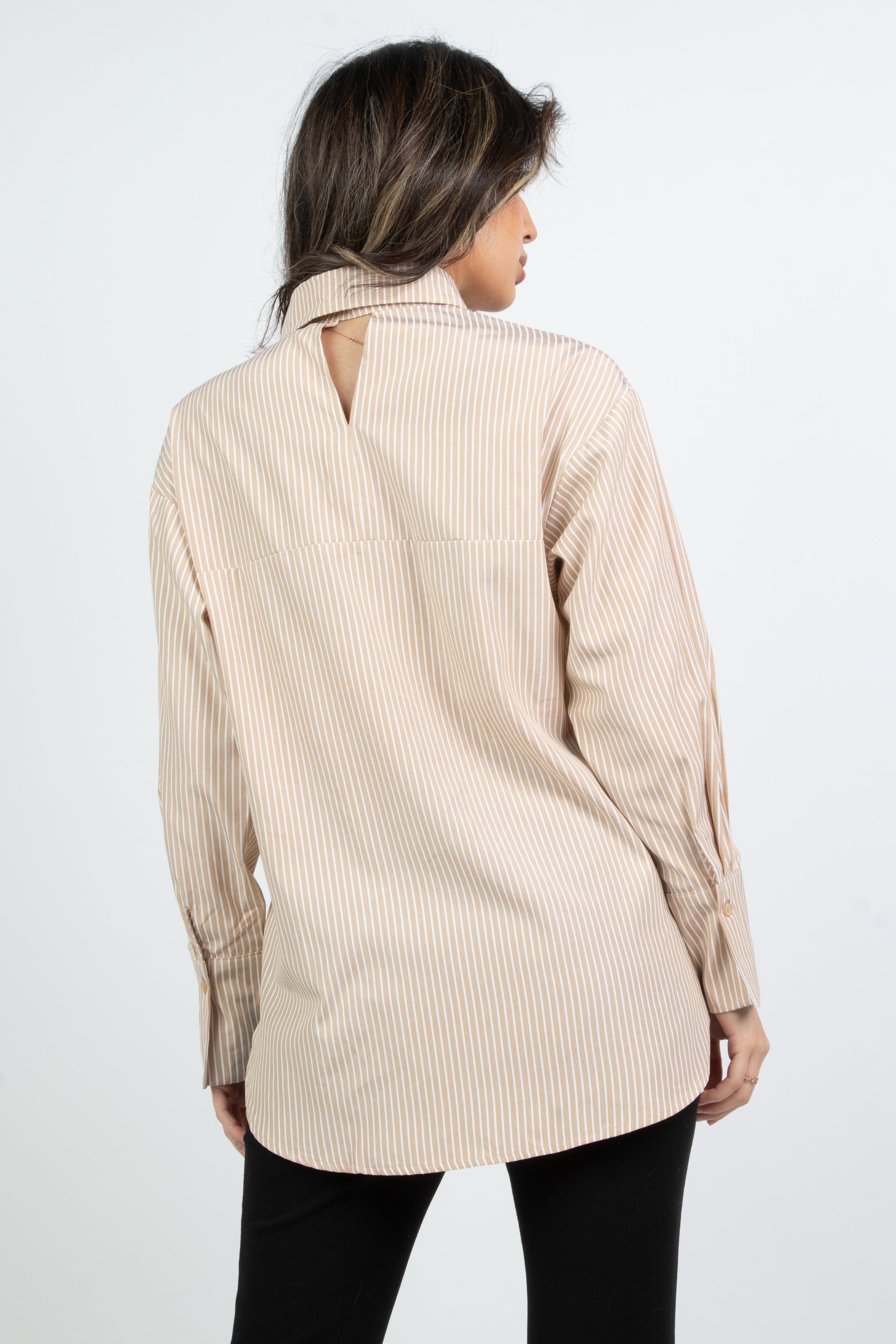 ميكا قميص مقلم بأسوارة عريضة كم طويل نسائي