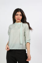 ميكا بلوزة كلاسيك منقوشة بربطة عنق 3/4 كم نسائي