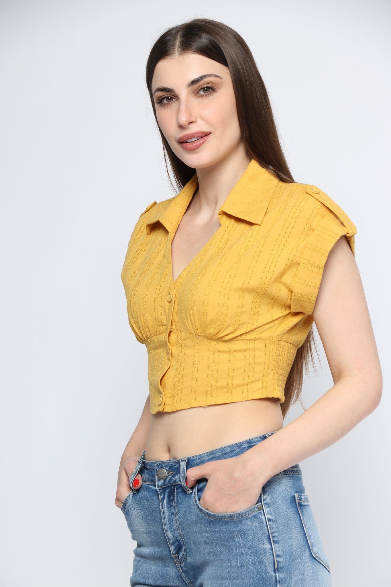 ميكا قميص قصير بياقة مفتوح من الصدر كم قصير نسائي