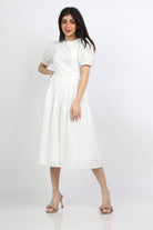 ميكا فستان ميدي مخرم مخصر كم قصير نسائي أوف وايت