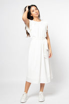 ميكا فستان ميدي كم قصير فراشة برباط خصر