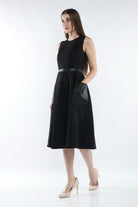 ميكا فستان ميدي بدون أكمام مخصر مزين بجيوب