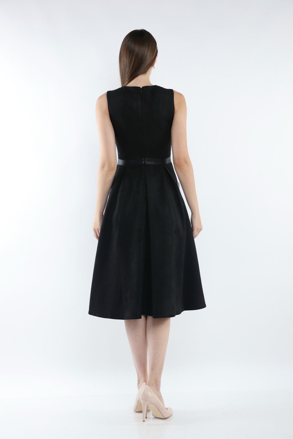 ميكا فستان ميدي بدون أكمام مخصر مزين بجيوب