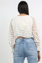 ميكا بلوزة مخرمة قصيرة بكم طويل نسائي أوف وايت