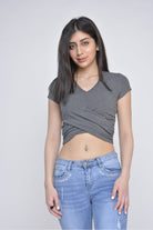 ميكا بلوزة كروب متداخلة برقبة سبعة كم قصير نسائي