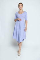 ميكا فستان ميدي كم قصير فسكوز بفتحة صدر سبعة