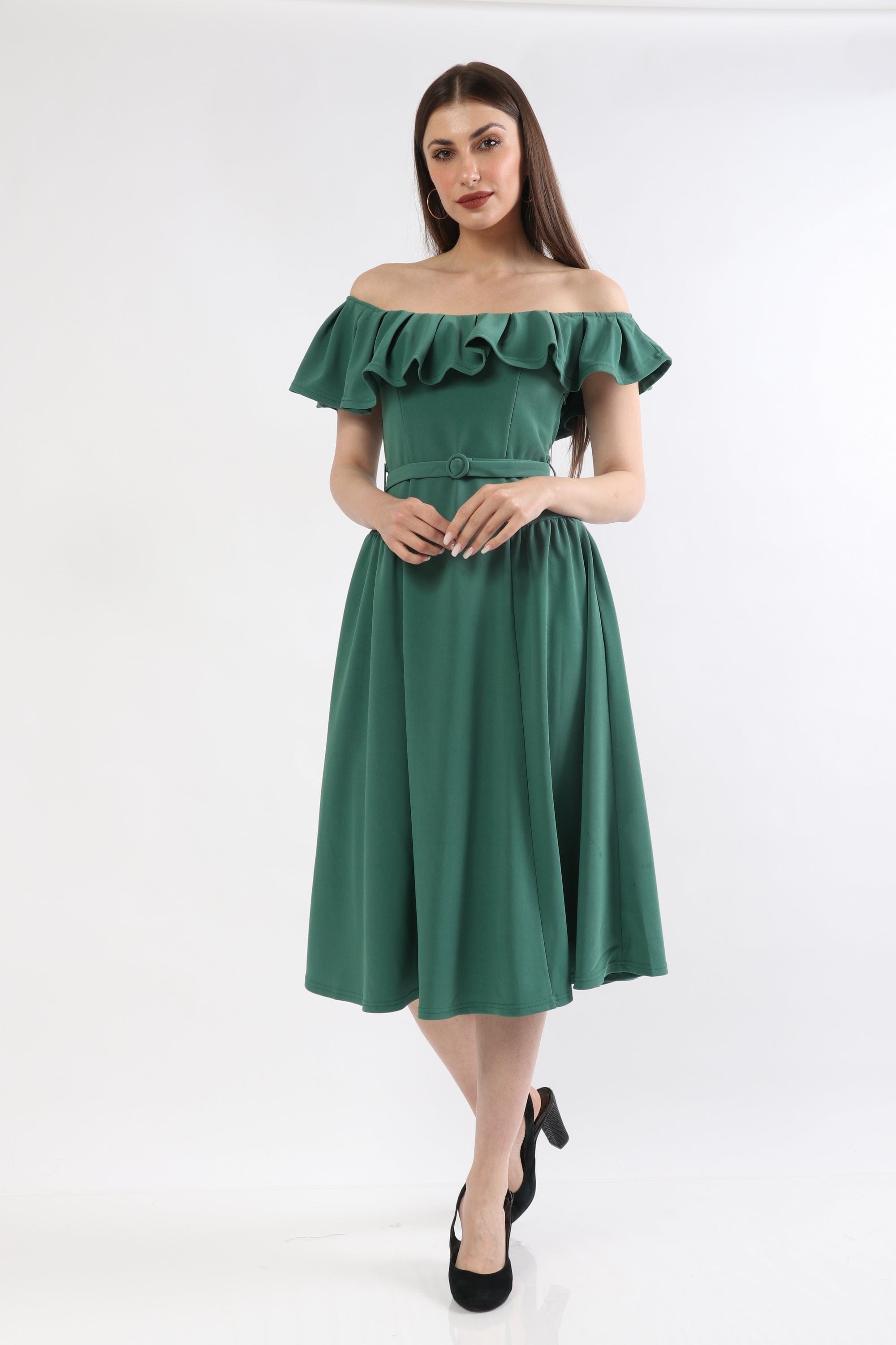 ميكا فستان ميدي اوف شولدر مزين بحزام خصر