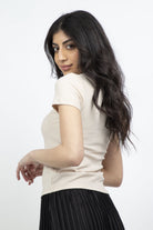 ميكا بلوزة كم قصير مفتوحة من الأمام رقبة دائرية نسائي