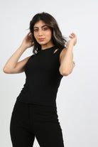 ميكا بلوزة كت برقبة دائرية وفتحى على الكتف نسائي