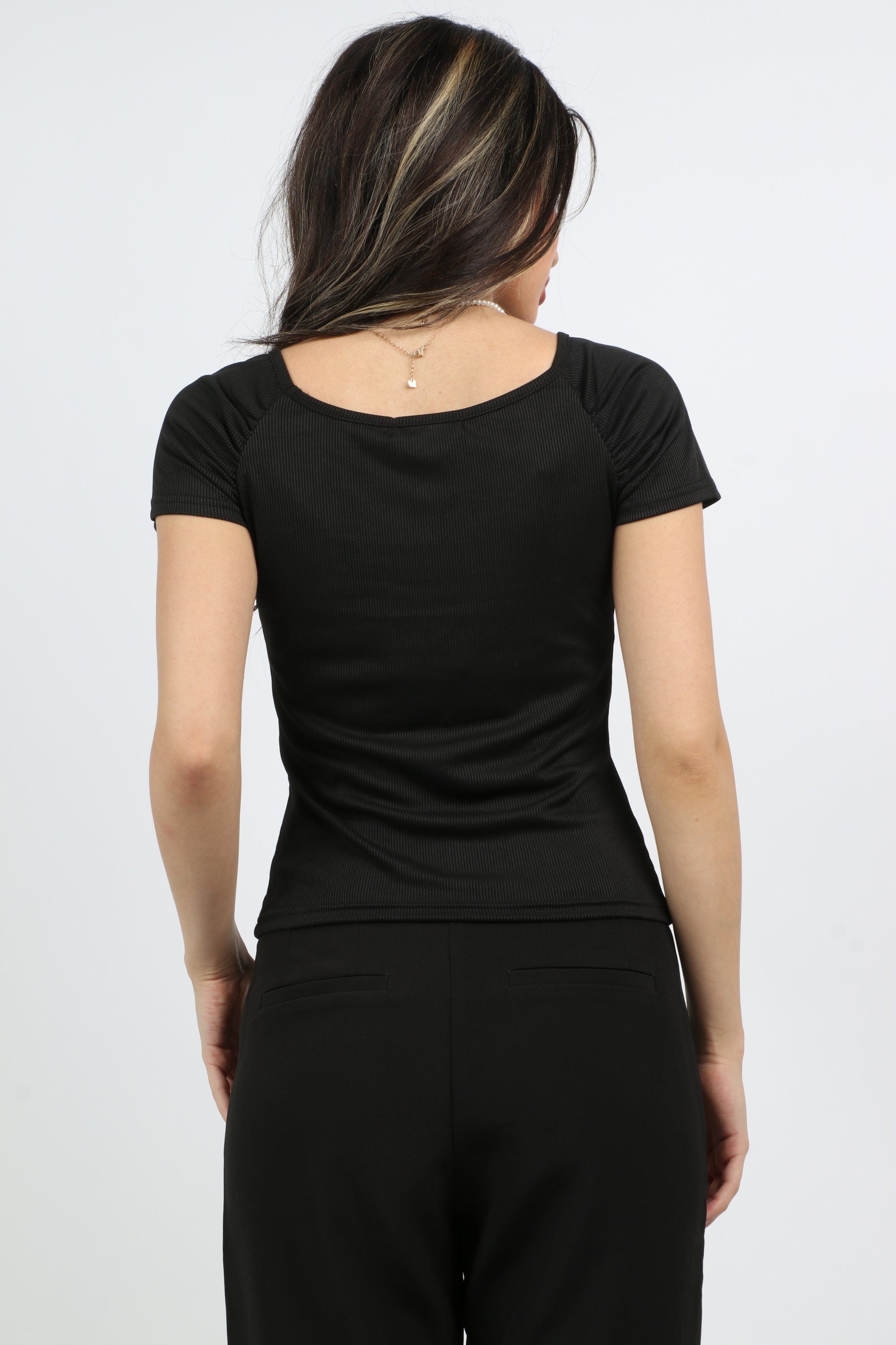 ميكا بلوزة سادة قصيرة الأكمام رقبة دائرية نسائي