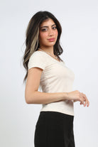 ميكا بلوزة سادة قصيرة الأكمام رقبة دائرية نسائي