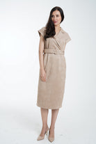 ميكا فستان ميدي سادة بحزام على الخصر كم قصير نسائي بني فاتح