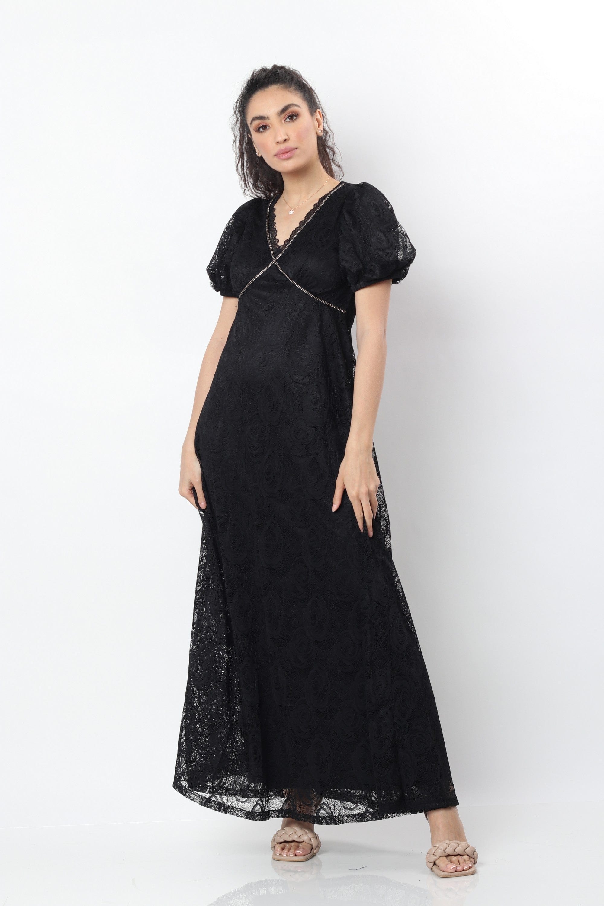 نتشي فستان طويل سهرة شفاف مبطن كم قصير منفوخ